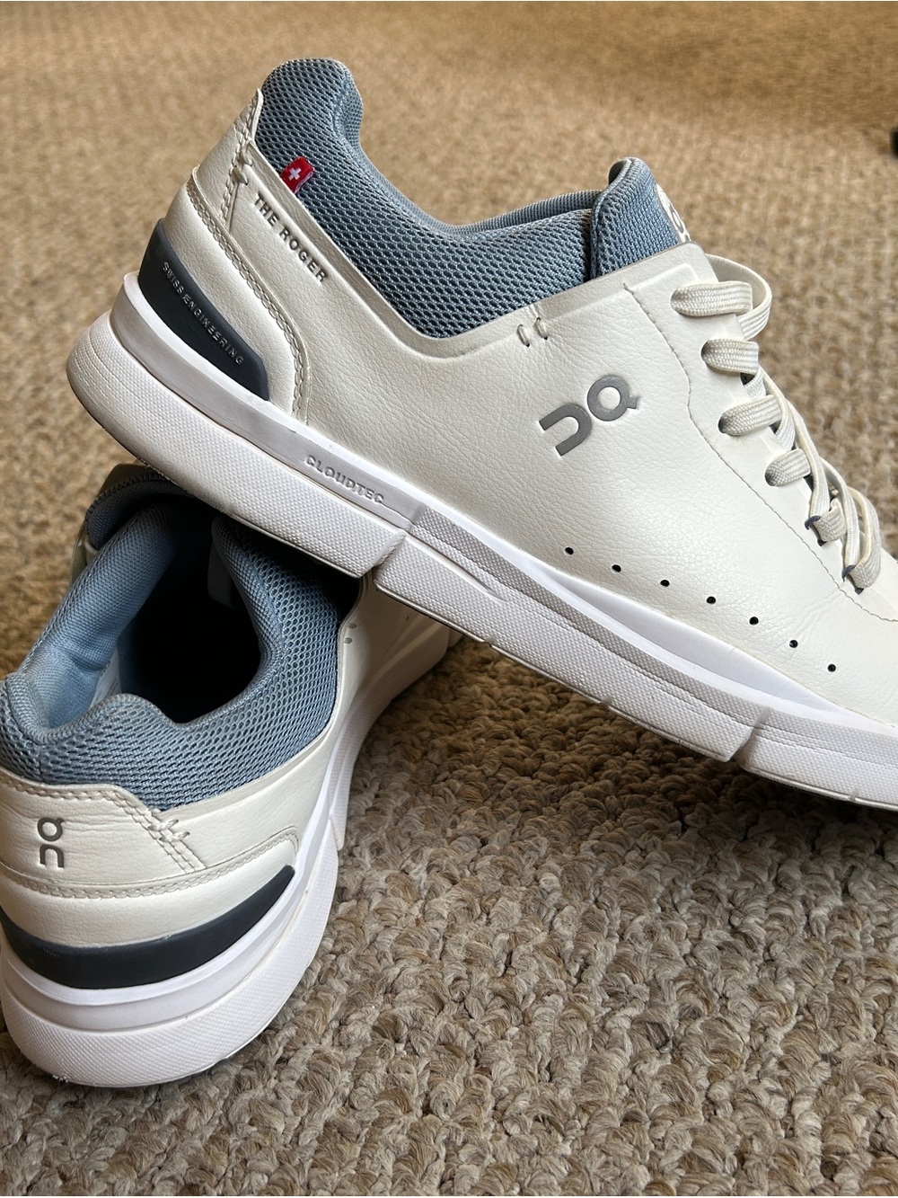 On Running Men’s Sneakers in White and Light Blue Mens 10.5